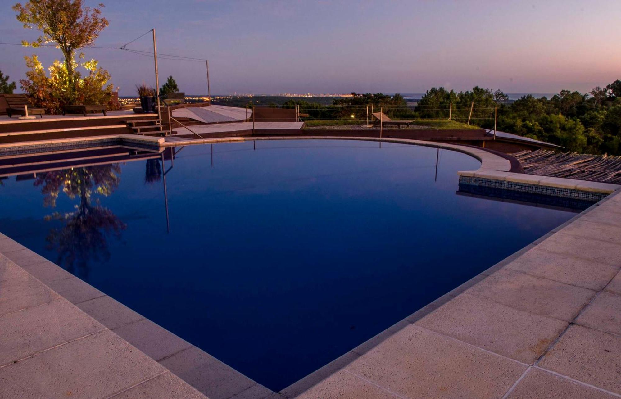 Las Cumbres Hotel Punta Ballena Exterior photo